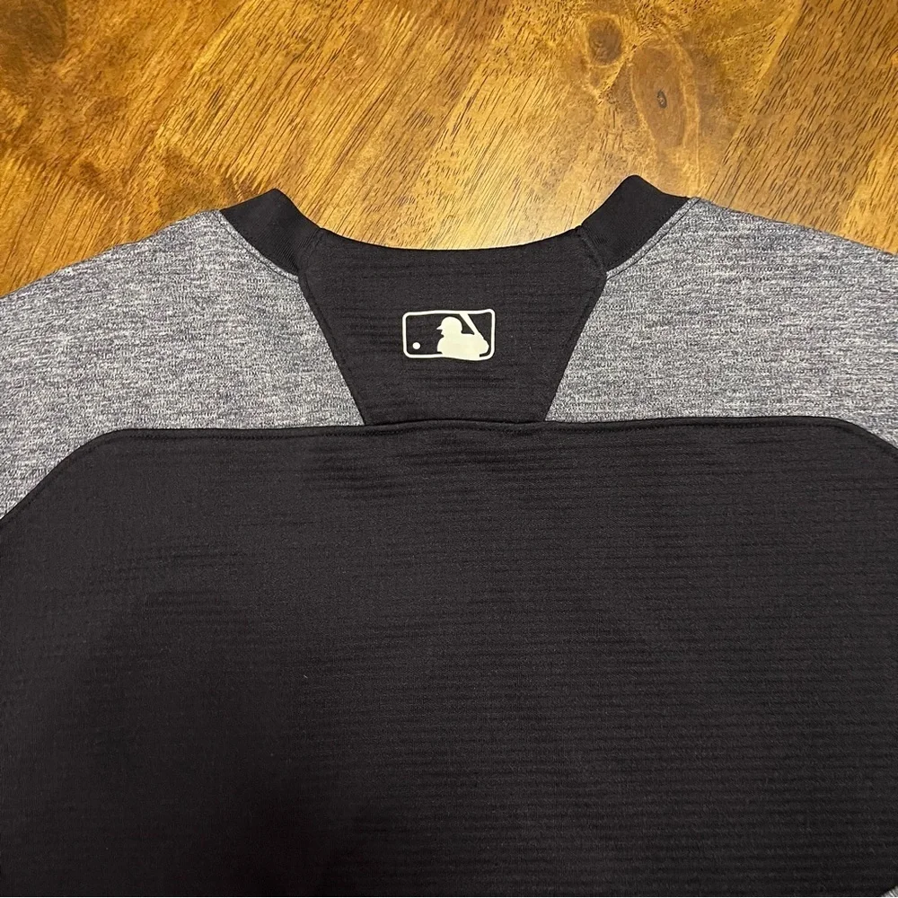 Majestic MLB Authentic ThermaBase New York Yankees Pullover On-Field Tech 2XL - Picture 11 of 15